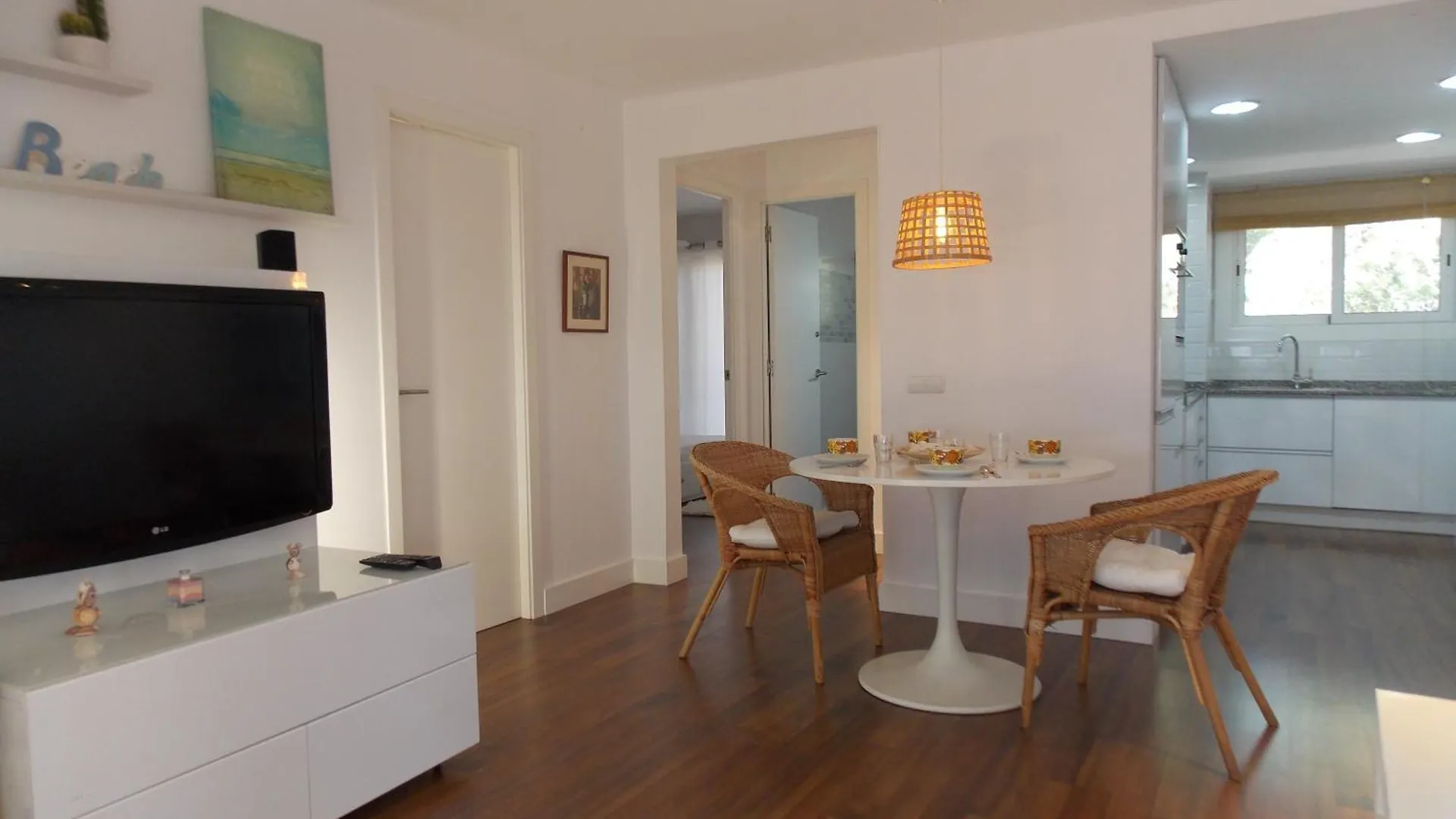 Apartamento Esther Con Piscina Y Aire Acondicionado Calafell Apartmán